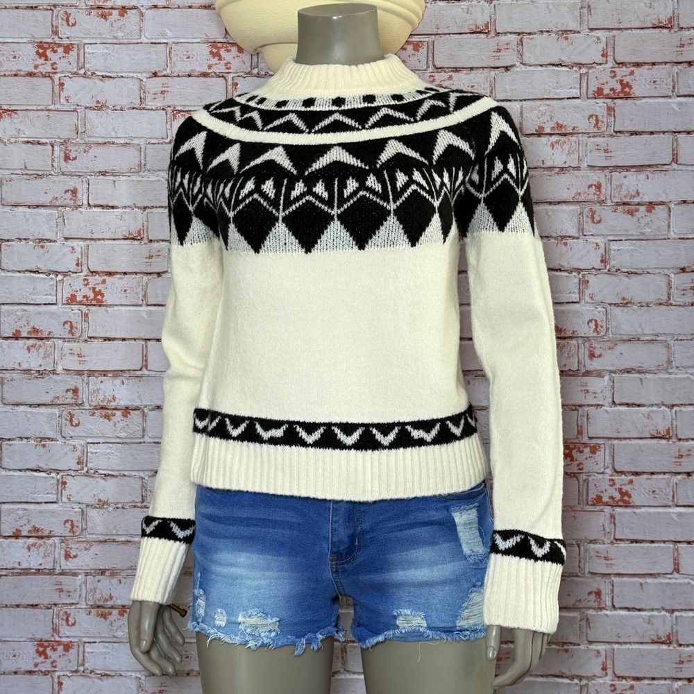 Lulus Always Toasty Ivory Black Fair Isle Pullover Sweater M Ski Resort Apres
